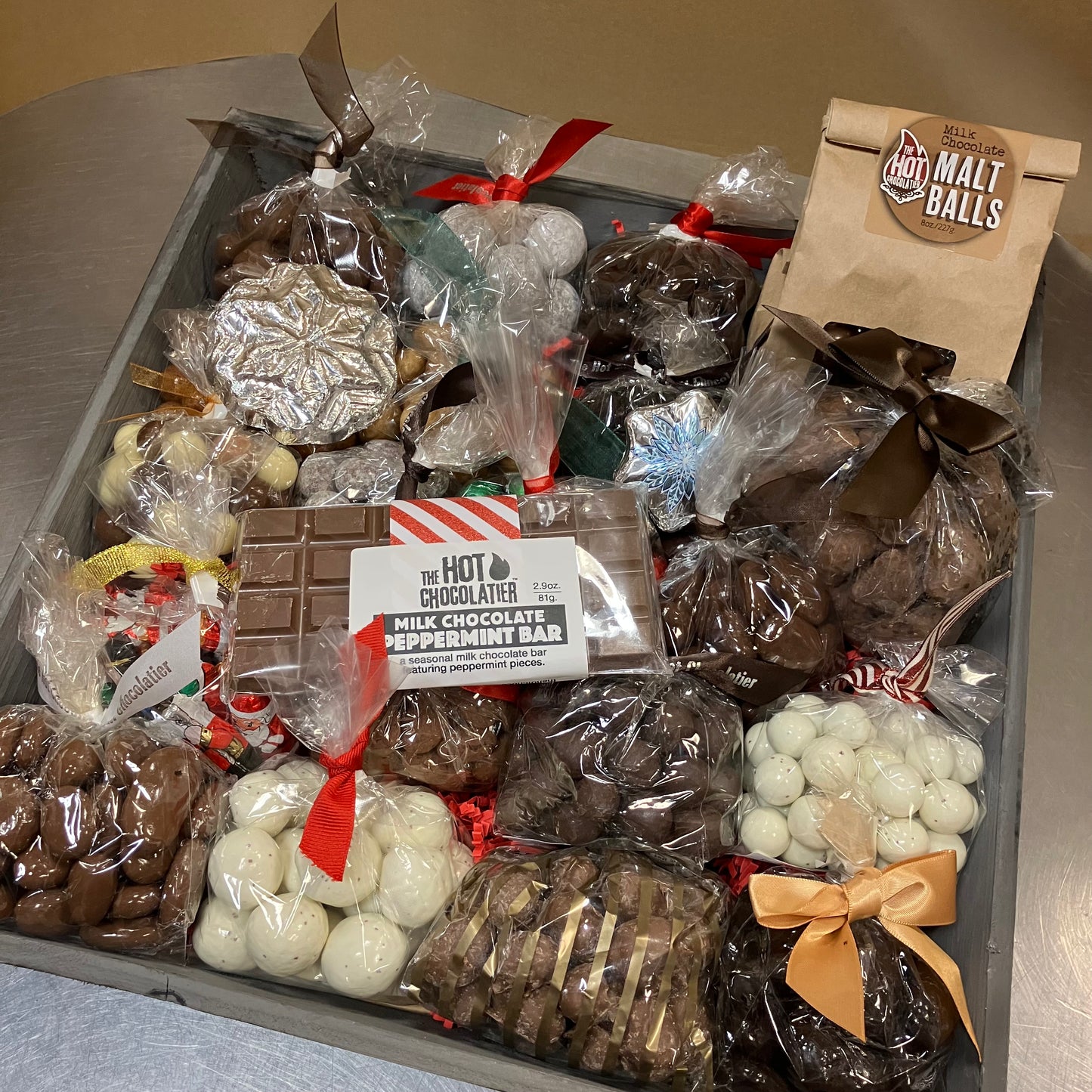 Deluxe Holiday Gift Tray